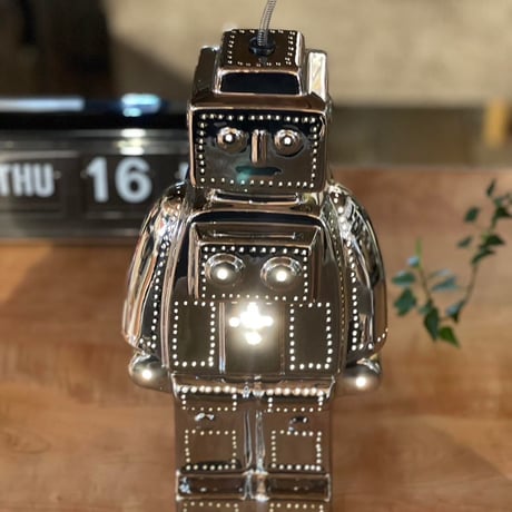 PORCELAIN ROBOT LIGHT CHROME