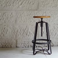 GR IRON HIGH STOOL
