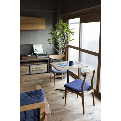 Cordial Dining Chair