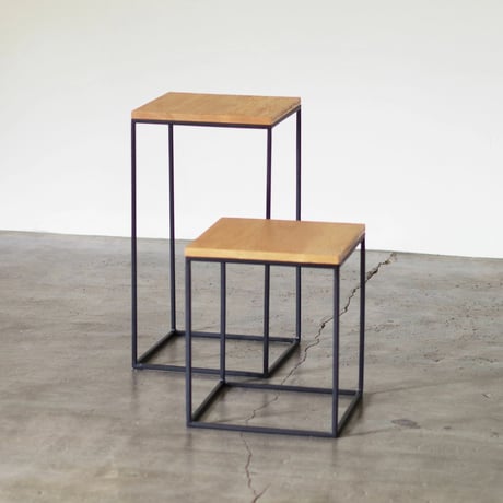 DE OAK SIDE TABLE