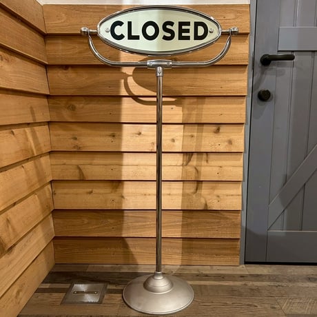 OPEN-CLOSED SIGN STAND