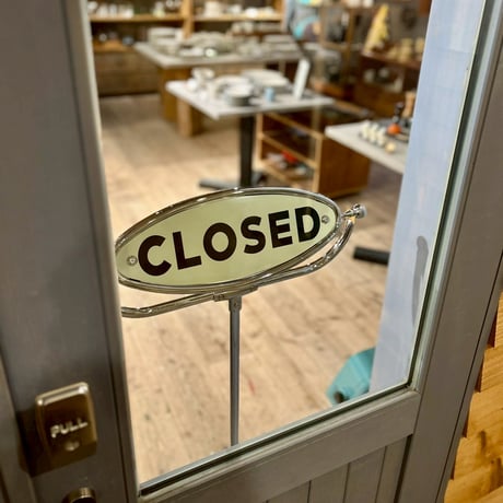 OPEN-CLOSED SIGN STAND