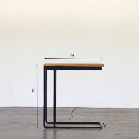 U OAK SIDE TABLE