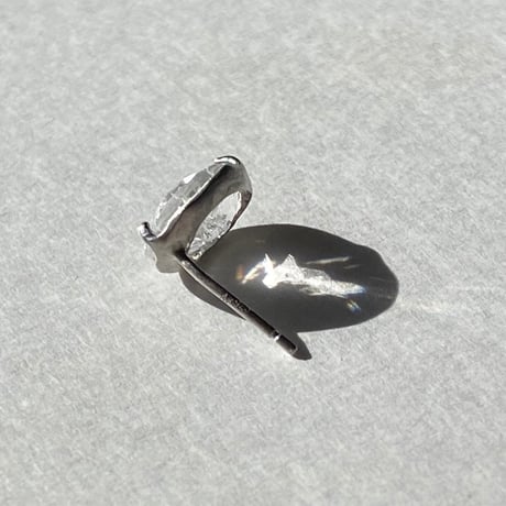 クラッククォーツ pierce