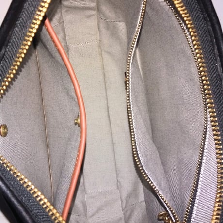 Unused item Coach Rare C2264 Ergo33 Shoulder Bag  Black Glove Tanned Leather Shoulder Bag Pocket Zip