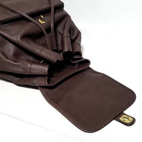 New Unused!  Vintage Coach Very Rare 0547 Flap Backpack Mahogany Glove Tanned Leather Travel