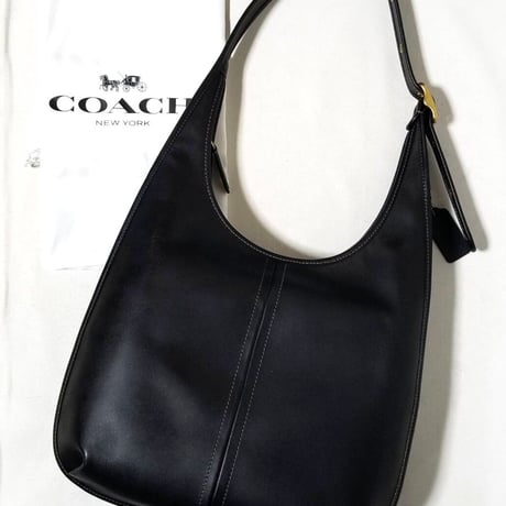 Unused item Coach Rare C2264 Ergo33 Shoulder Bag  Black Glove Tanned Leather Shoulder Bag Pocket Zip