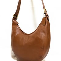 Vintage Coach  Very Rare 4142 Wooster Bag British Tan Glove Tanned Leather Shoulder Bag Crossbody