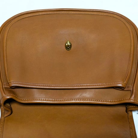 Excellent! Vintage Coach Rare 1039−358 Lenox Bag  British Tan Glove Tanned Leather Cross Body