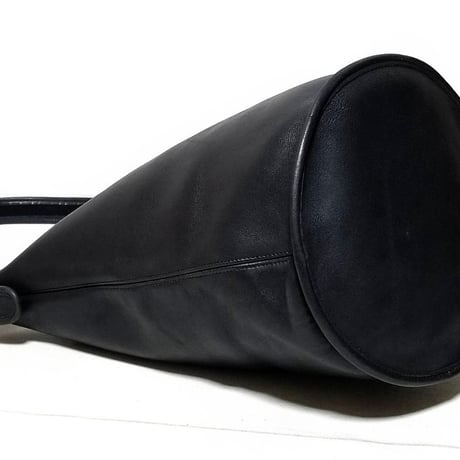 Vintage Coach Very Rare 0359−003 Duffle Sac Talon Zipper Black Leather Shoulder Bag Great pre-owned