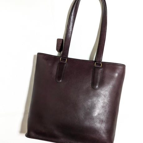 Excellent! Vintage Coach Rare 547−8714 Zipper Large Toto NYC Burgundy Glove Tanned Leather Shoulder