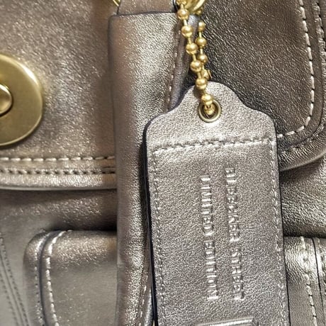 Near Mint!  Vintage Coach Rare 12791 Limited Ed. Bleecker Street Peyton Legacy Toto Platinum Leather
