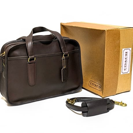 Unused! Vintage Coach Rare Skinny Flight Bag NYC 293−0609 Mocha Glove Tanned Leather Crossbody #9706