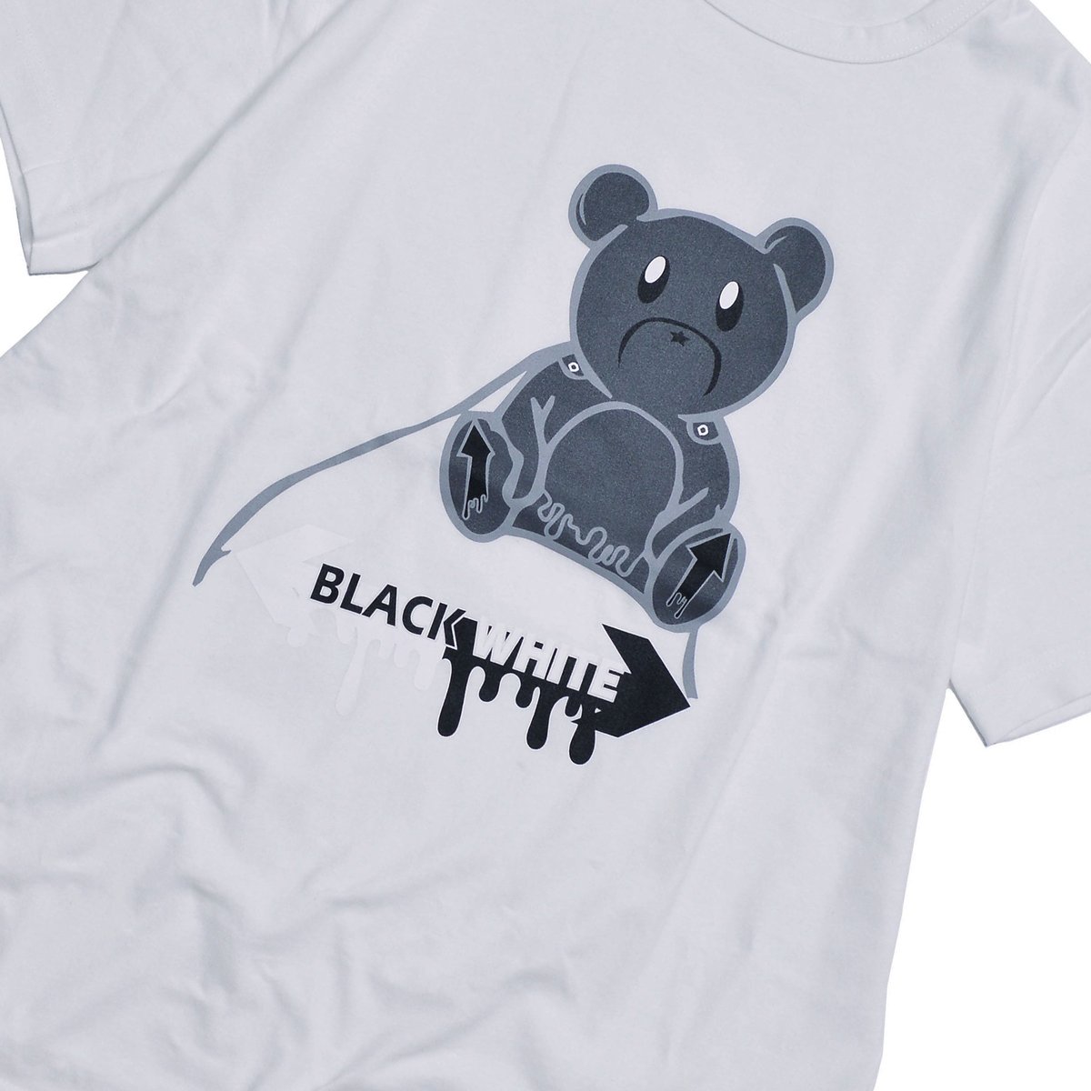 BLACK WHITEクマロゴTシャツ【BWTS001-WH】 | BLACK WHITE O BLACK WHITEクマロゴTシャツ【BWTS001-WH】 | BLACK WHITE O