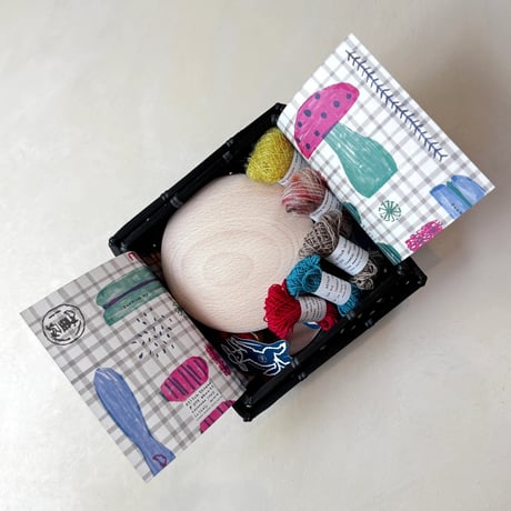 FLORA ZWICK アンティーク手芸セットダーニング FLORA ZWICK アンティーク手芸セットダーニング ダーニング