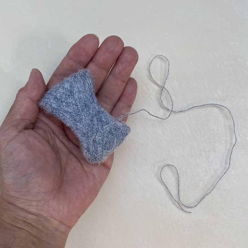 野口光　hikaru noguchi ウール　三角ストール　美品 Hikaru Noguchi｜Fluffy Triangle Scarf (Large)｜Khaki purple orange