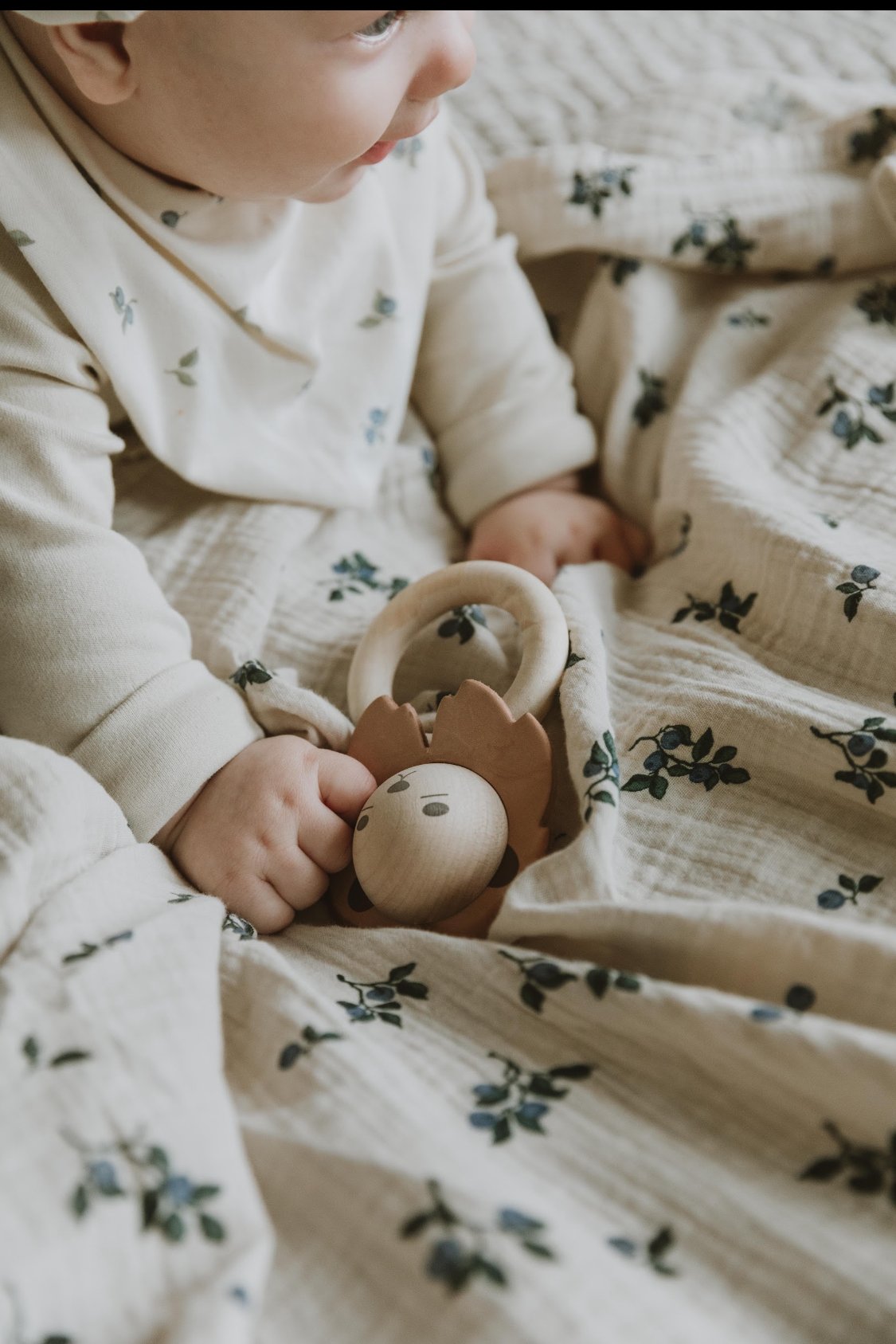 garbo&friends Muslin Swaddle Blanket Blueberry