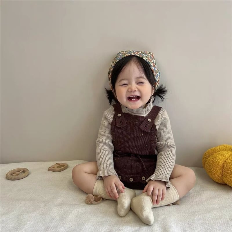 ハンドメイド⋈♡*。゜ニットサロペット80 はこべる