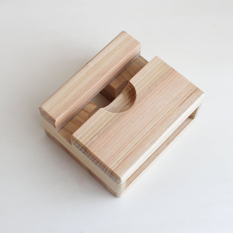 スマートフォンスタンド ナチュラル | 株式会社 上畑木工