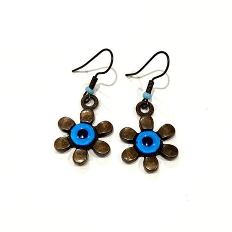 ピアス（シルバーorブラウン）