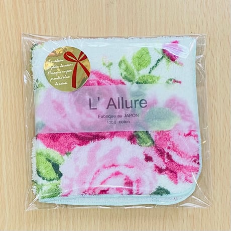 ふわふわ厚みのある ハンカチ【日本製】ローズ　薔薇柄　花柄