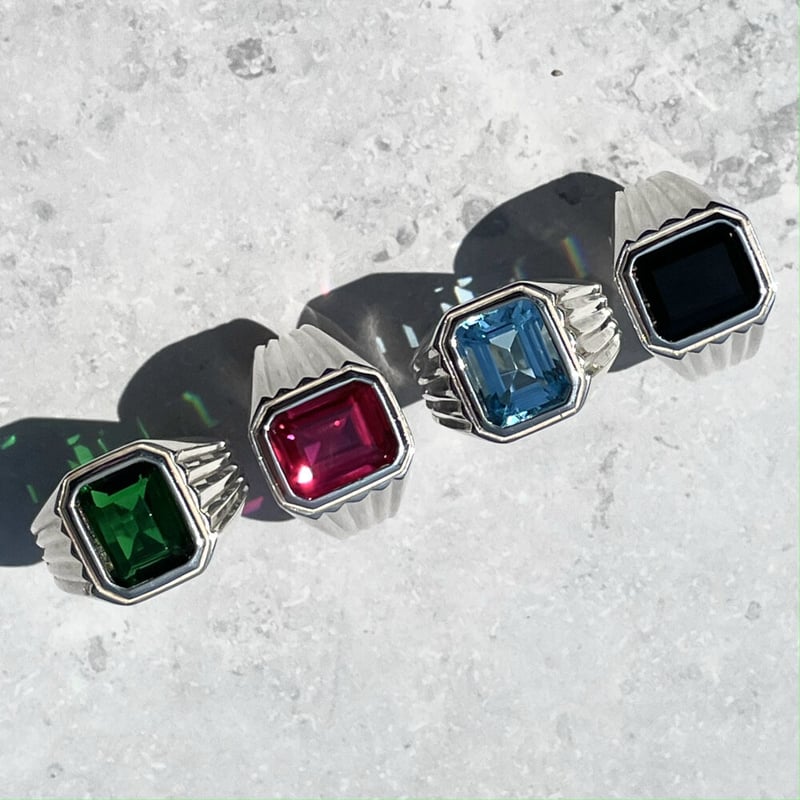 Gangster ring (blue topaz) | ephemeral web shop