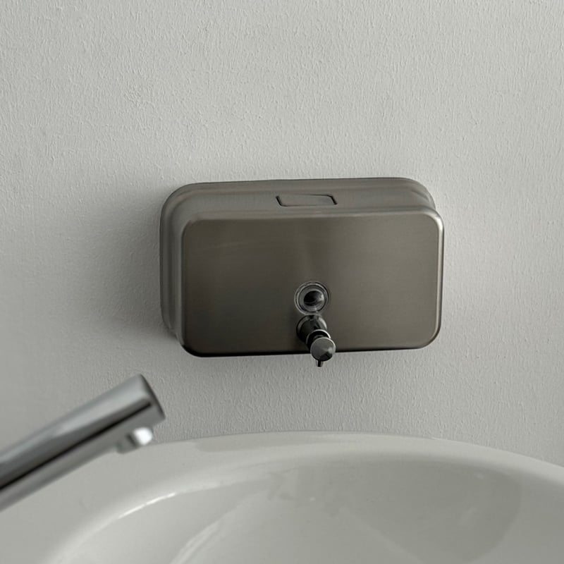 フランス製　アンティークの ソープディスペンサー 壁付け  骨董品 フランス製 アンティークの ソープディスペンサー 壁付け 骨董品