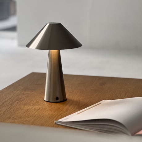 予約販売6月下旬～7月上旬頃発送予定　light-03346　USB アイアン テーブルランプ コードレス LED