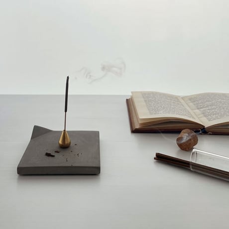 incenseholder-03023　fold セメント インセンスホルダー お香立て