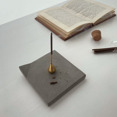 incenseholder-03023　fold セメント インセンスホルダー お香立て