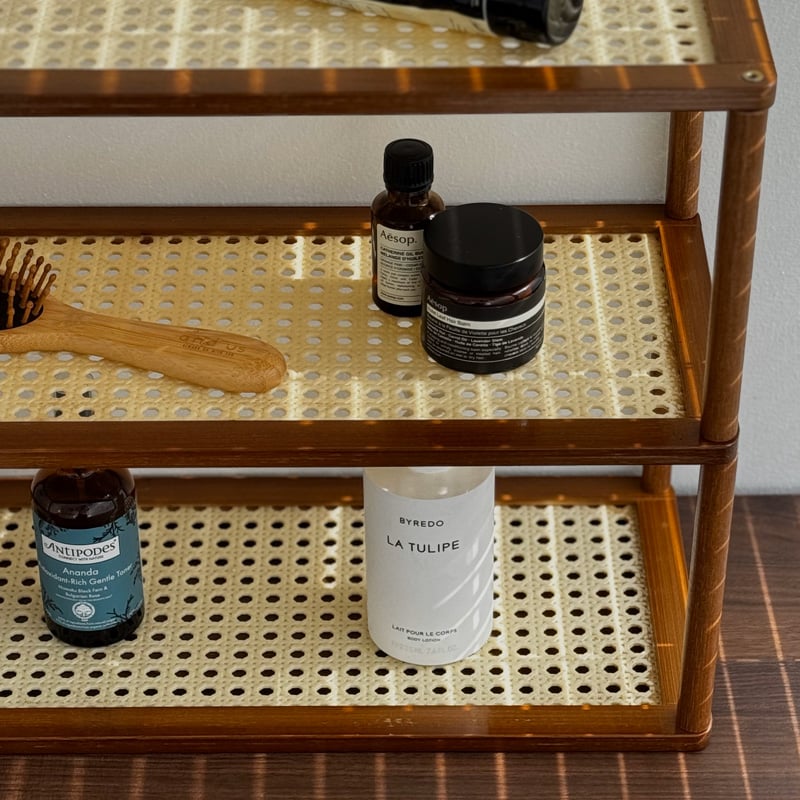 rack-03101 ラタン調 3段 ディスプレイラック | ART OF BLACK