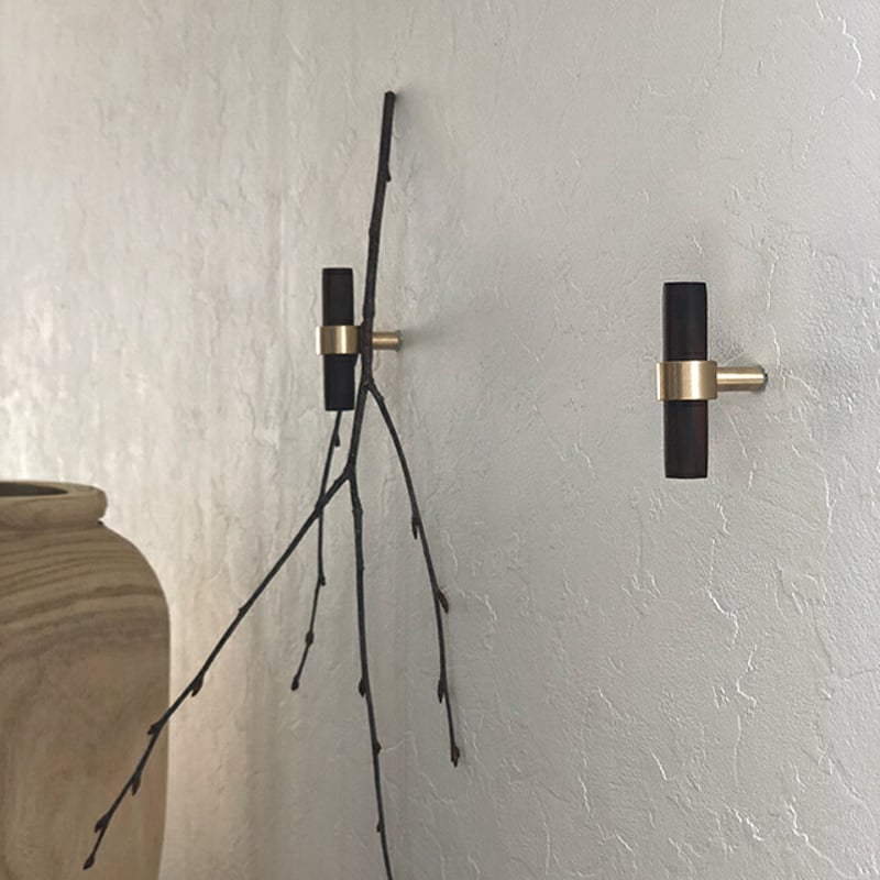 wall-03029 ウォールナット×真鍮ブラス フック | ART OF BLACK