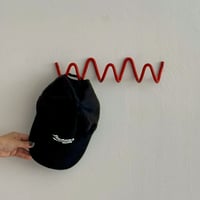wall-03100　loop レッド 3連フック アイアン