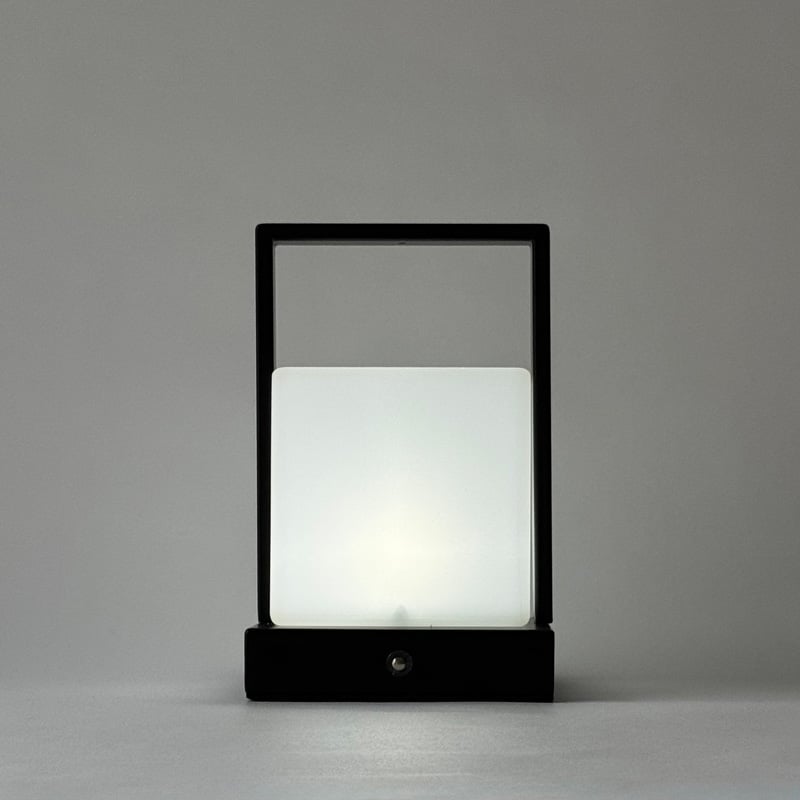light-03398 USB ハンドル付き キューブ ポータブルランプ LED | ART