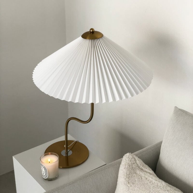 light-03099 USB プリーツライト カーブ ゴールドスタンド | ART OF B