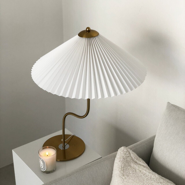 light-03099 USB プリーツライト カーブ ゴールドスタンド | ART OF B light-03099 USB プリーツライト カーブ ゴールドスタンド | ART OF B