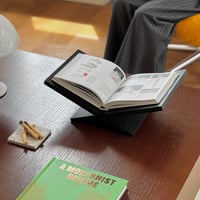 magazinerack-03042　ラーチ合板 クロス ブックスタンド