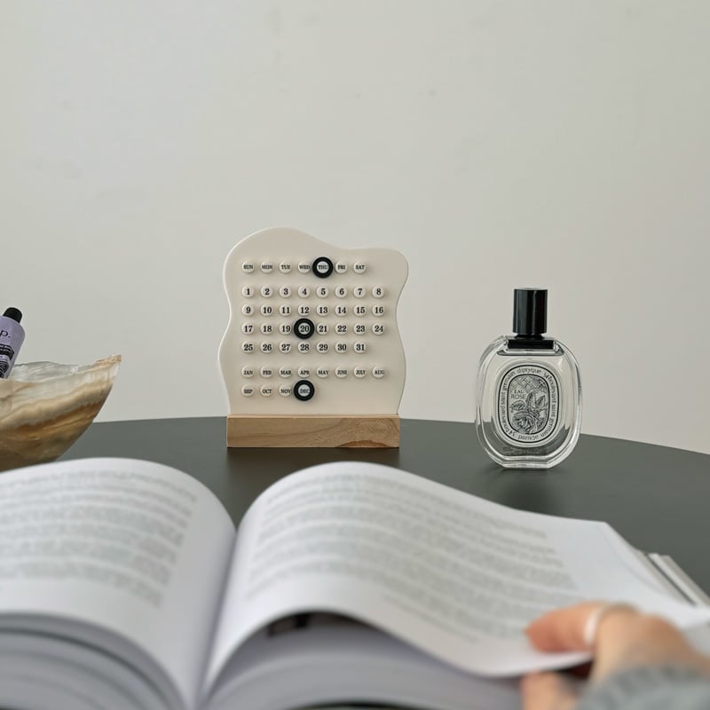 calendar-03026 ウェーブ 卓上 万年カレンダー | ART OF BLACK