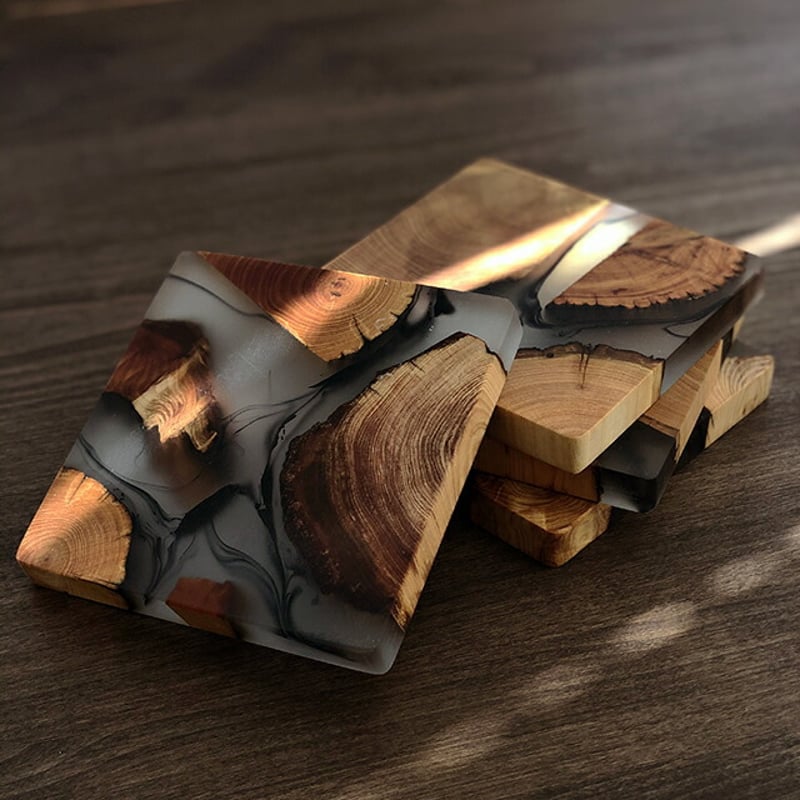 天然木とレジンプレート 天然木とレジンプレート