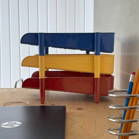 tray-03147　Bauhaus Color スタッキング ファイルトレイ 3色セット