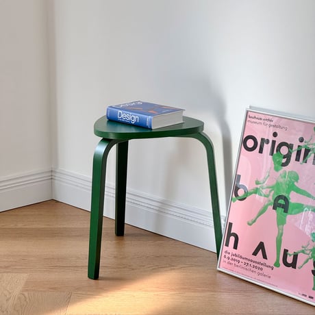 stool-03021　triangle グリーン スツール