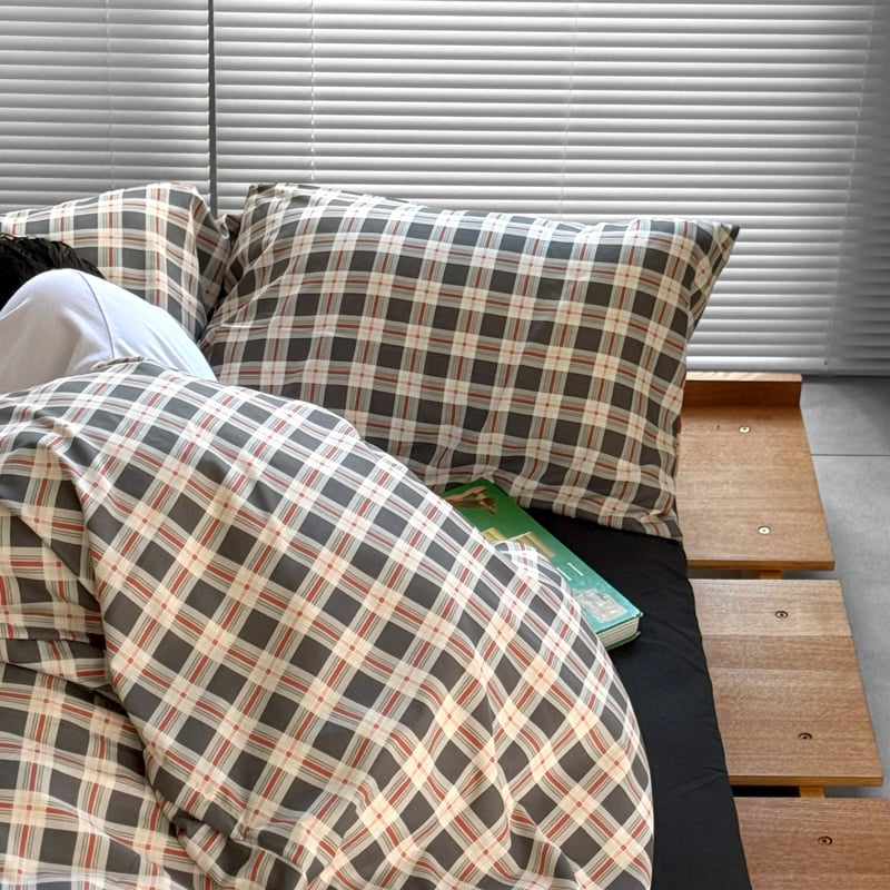 予約販売3月下旬～4月上旬頃発送予定 beddingsets-03150 red line タ