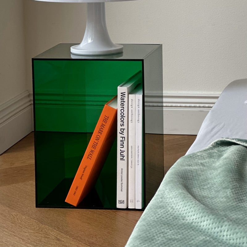 table-03149 アクリル カラー サイドテーブル | ART OF BLACK