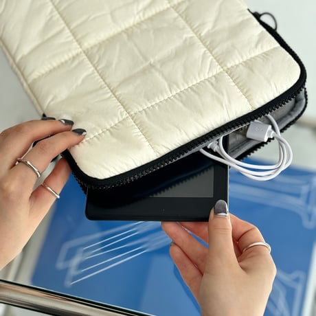 tabletcase-03006　ブロック パテッド タブレット&ラップトップ（ノートPC）ケース
