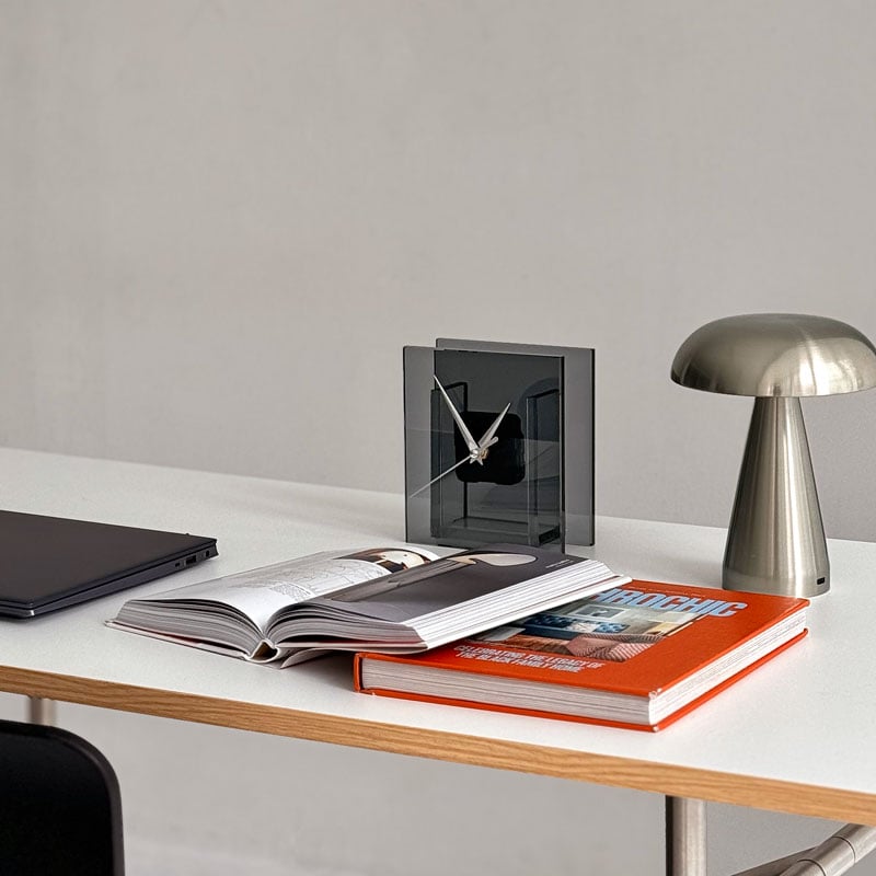 clock-03070 block カラーガラス テーブルクロック 置き時計 静音 | ART