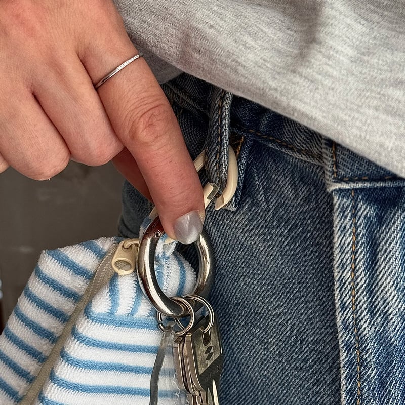 BURBERRY ストライプ ポーチ カラビナ付き pouch-03006 カラビナ付き ストライプ ミニ パイルポーチ | ART OF BLACK