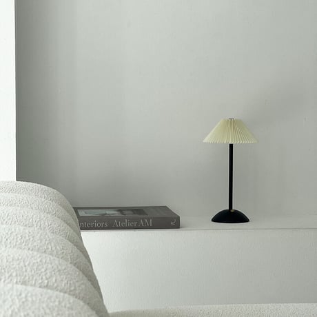 light-03271　USB プリーツシェード スリムスタンド テーブルランプ LED