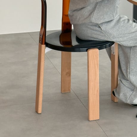 予約販売7月上旬～7月中旬頃発送予定　chair-03093　REY CHAIR ポリカ×天然木 ラウンドチェア リプロダクト