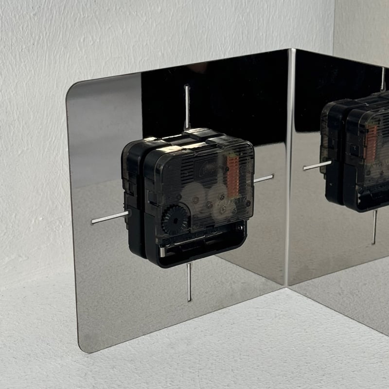 clock-03066 right angle bend ステンレス 置き時計 静音 | A