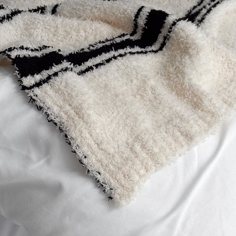 bedthrow-03018 ストライプ ブランケット ベッドスロー オフ×ブラック